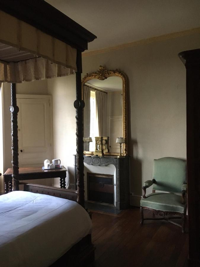 Chambres D'Hotes Montbron Luchapt Zewnętrze zdjęcie